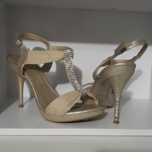 Beige heels